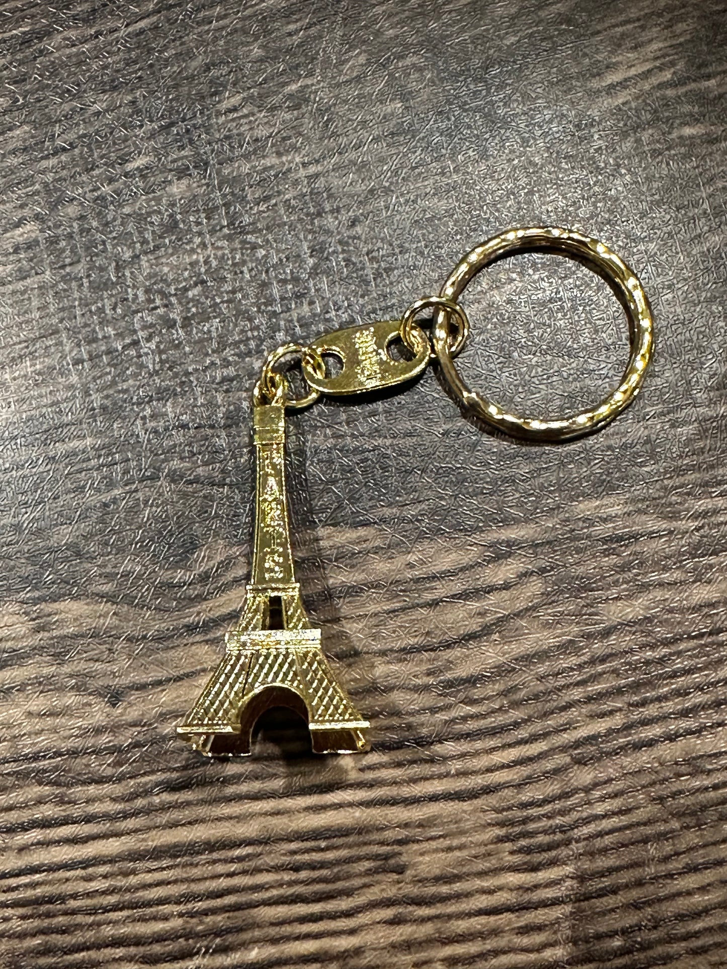 Gold Eiffel Tower Keychain