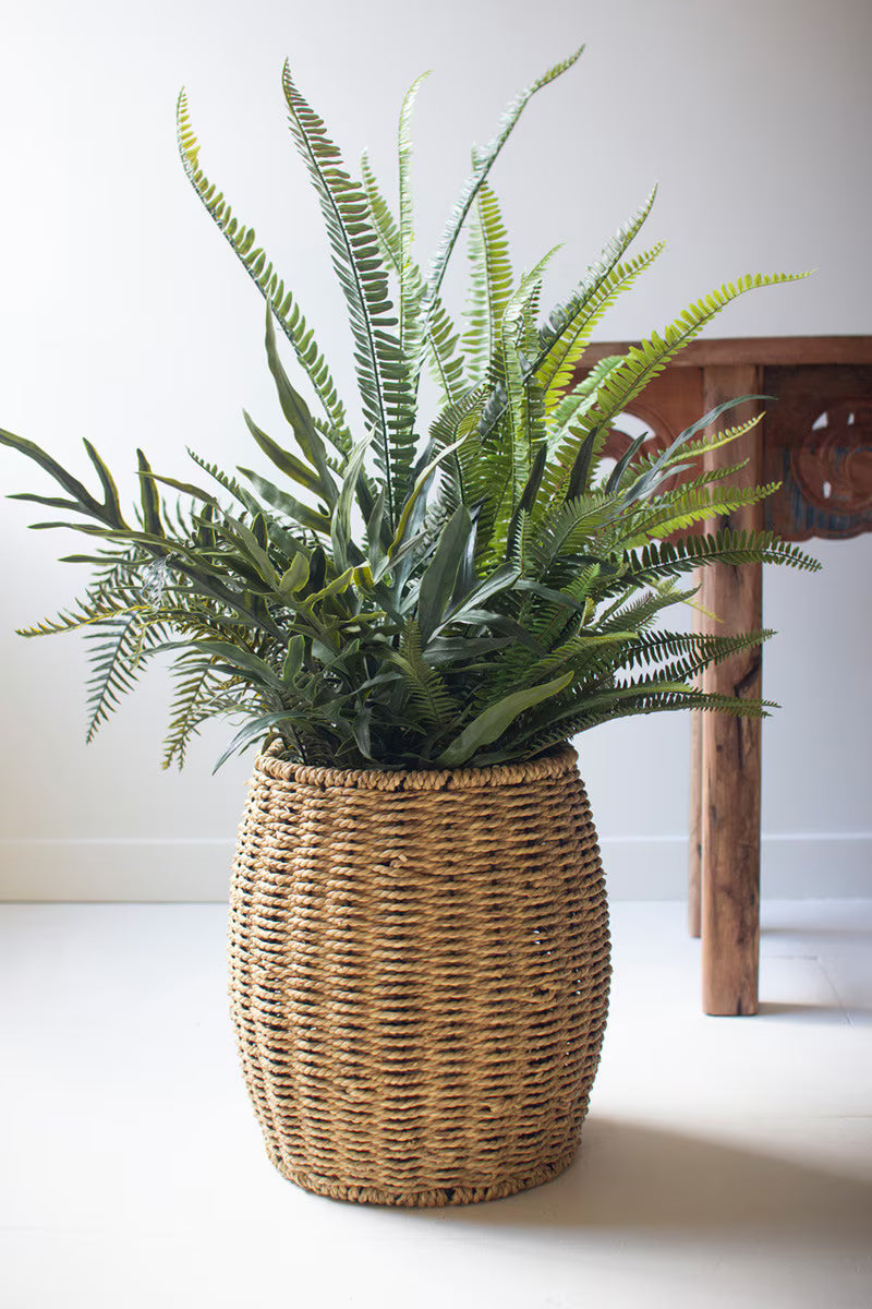 WOVEN VINE POOF