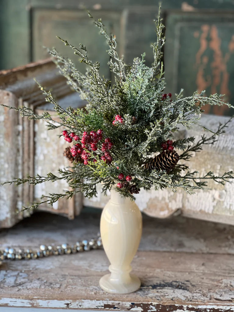 18" Divinity Berry Cedar Pick