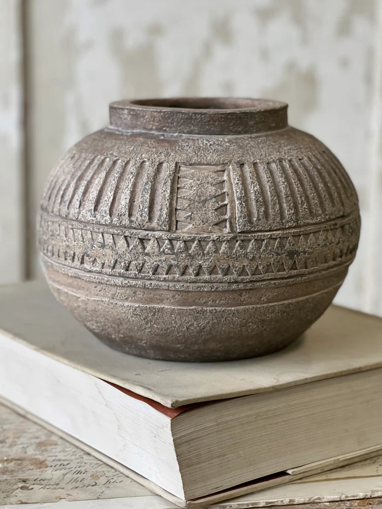 Motif Vessel | 10