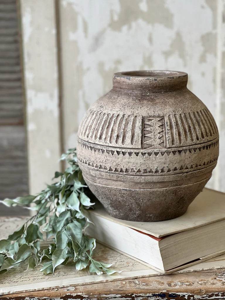 Motif Vessel | 11" x 11"