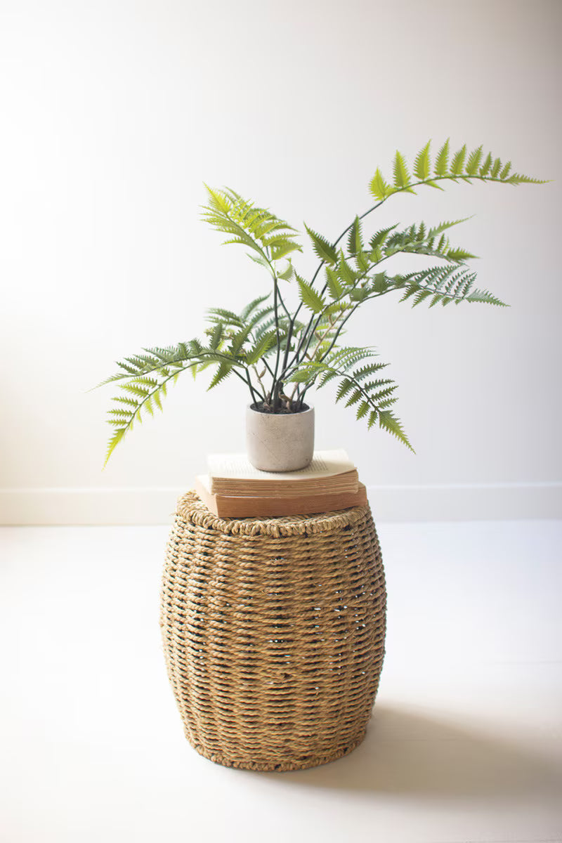 WOVEN VINE POOF