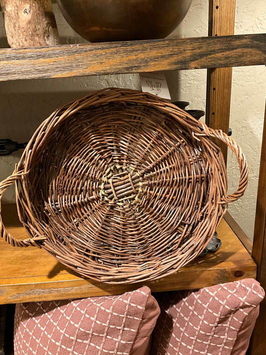 Round Willow Trays