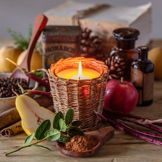 HOLIDAY HOME CANDLE