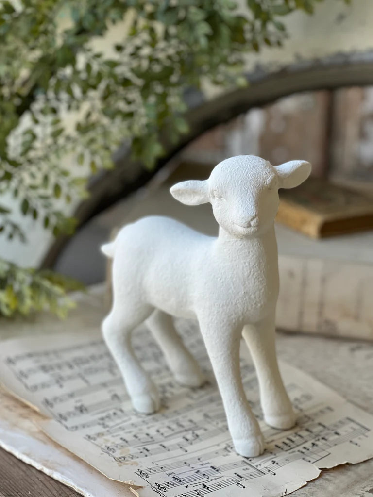 Shepherd's Rest Lamb | Standing