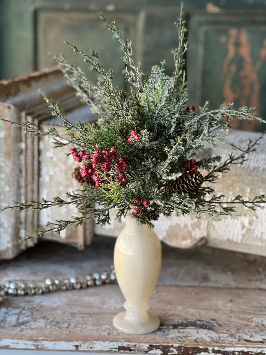 18" Divinity Berry Cedar Pick